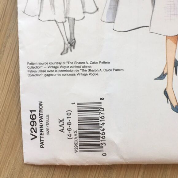 Vogue #2961 Pattern Retro Sun Dress - Picture 3 of 4